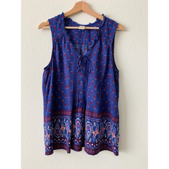 Faded Glory Tops - Faded Glory Navy Paisley V-Neck Blouse